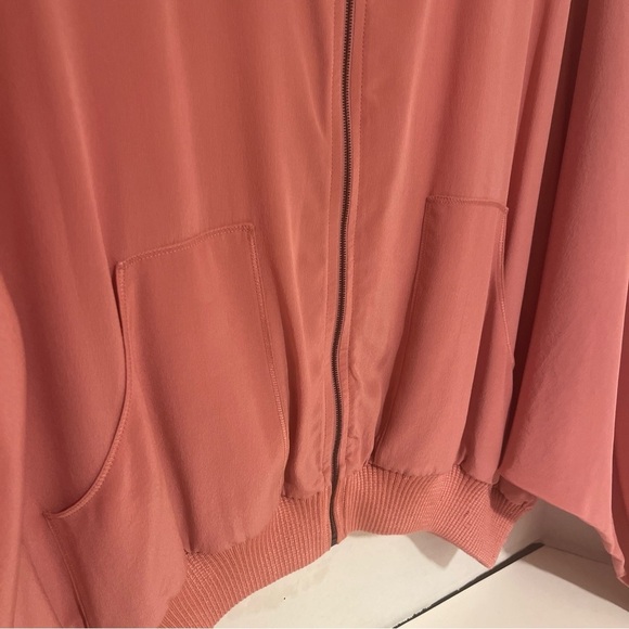 St. John Silk Full Zip Collared Bat Wing Bomber Jacket  Cardigan Mauve Size XL. - Picture 6 of 16